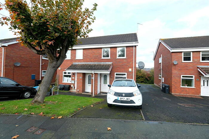 1 Bedroom Apartment To Rent In Apperley Way, Halesowen, B63