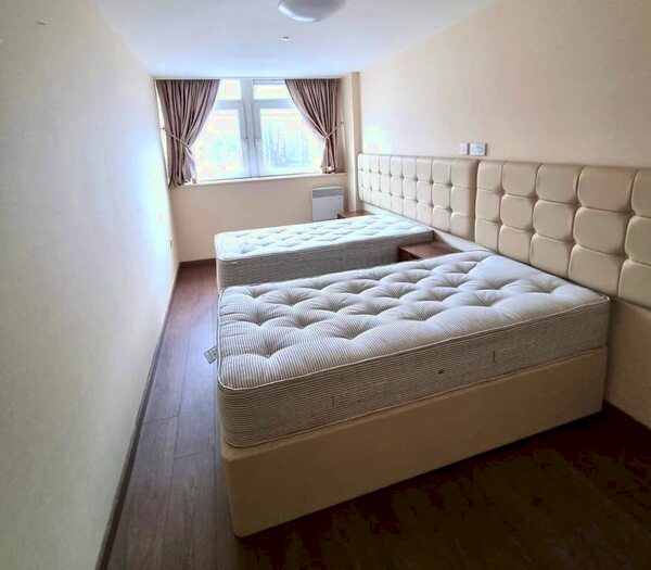 3 Bedroom Flat To Rent In Daniel House, Trinity Road, Bootle, Sefton, L20