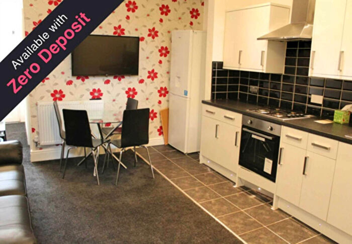5 Bedroom House To Rent In Baltic Street, Salford, M5