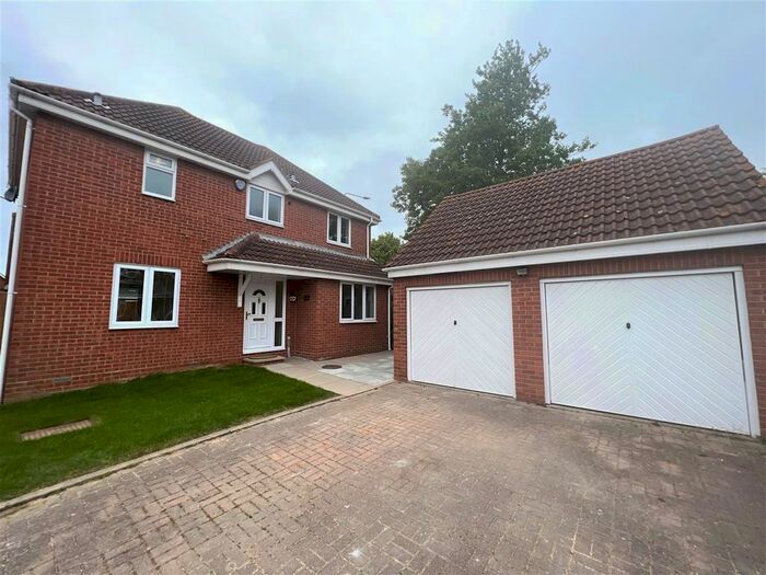 3 Bedroom Detached House To Rent In Churchfields, Shoeburyness, Southend-On-Sea, SS3