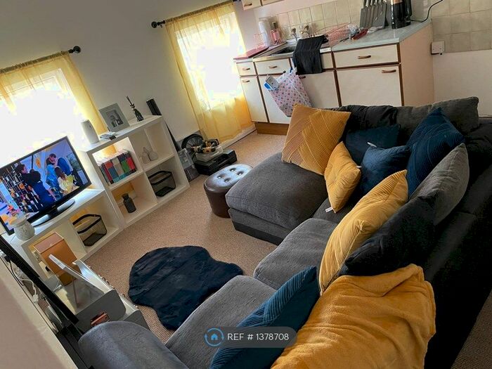 1 Bedroom Flat To Rent In Dodington, Whitchurch, SY13