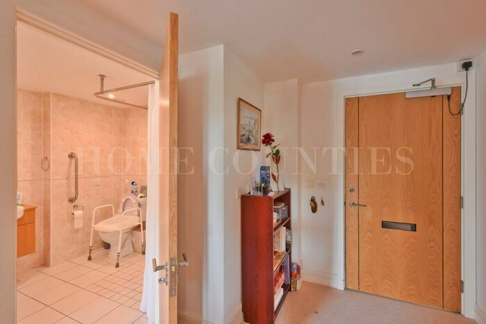 1 Bedroom Retirement Property To Rent In Darkes Lane, Potters Bar, EN6