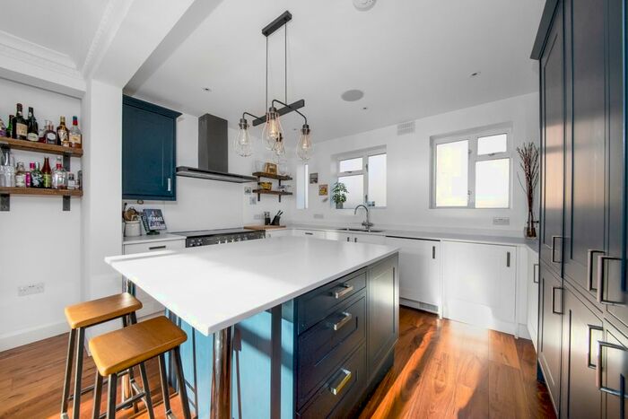 4 Bedroom Semi-Detached House To Rent In Crowndale, Upper Norwood, London SE19