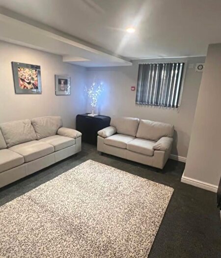 6 Bedroom Terraced House To Rent In Pearson Terrace, Leeds, West Yorkshire, LS6