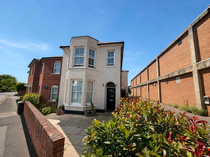 2 Bedroom Flat To Rent In Shaftesbury Road, Gosport, PO12