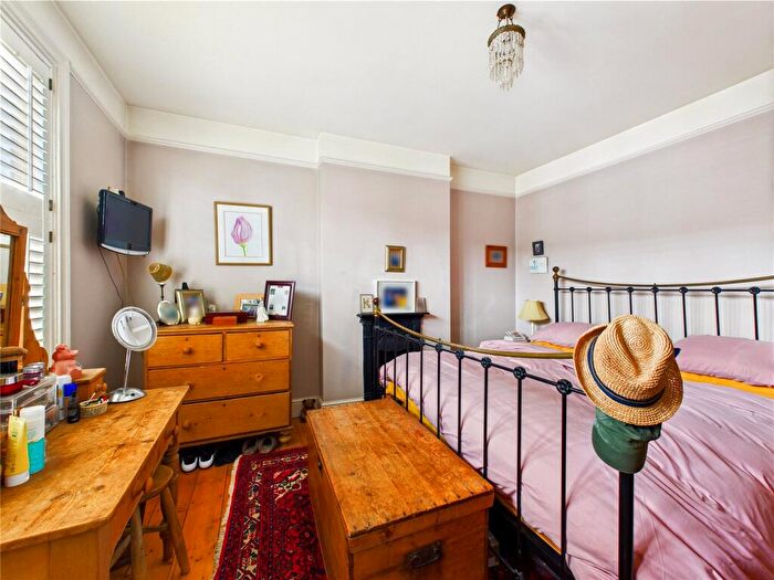 4 Bedroom Detached House For Sale In Rawstorn Road, Colchester, Essex, CO3