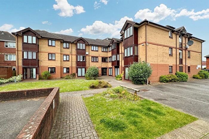 1 Bedroom Flat For Sale In Bournemouth, BH1