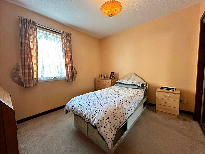 1 Bedroom Flat For Sale In Dumbarton Road, Old Kilpatrick, G60