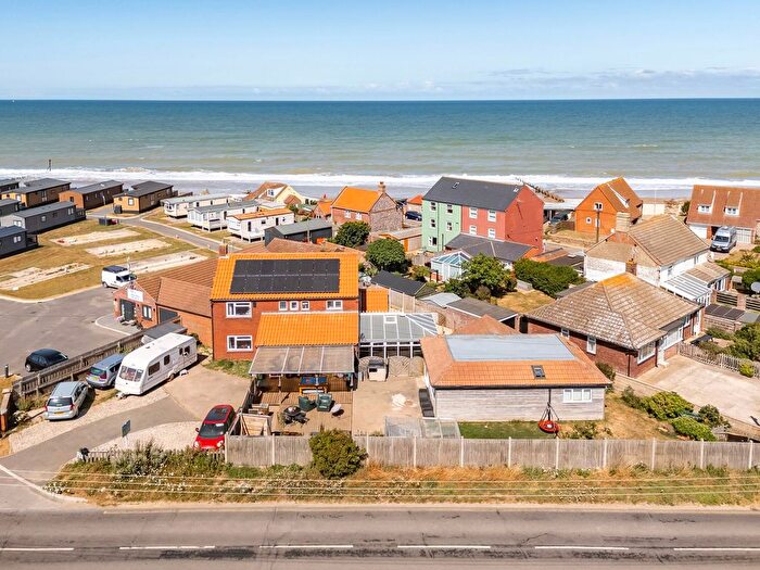6 Bedroom Detached House For Sale In Coast Road, Bacton, NR12