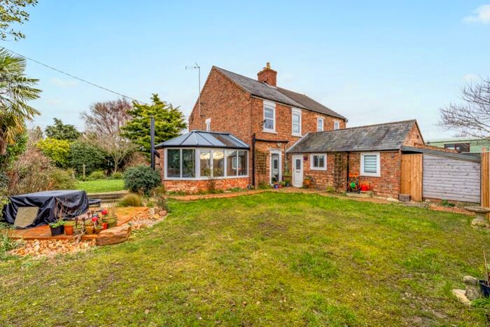 2 Bedroom Semi-Detached House For Sale In Sandygate, Sutton St. James, Spalding, PE12