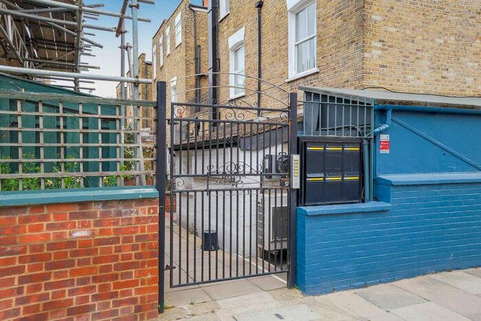 1 Bedroom Flat To Rent In Mablethorpe Road, Munster Village, London, SW6