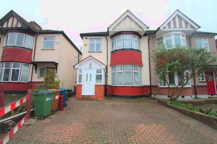 3 Bedroom Semi-Detached House To Rent In Northumberland Road, Harrow, HA2
