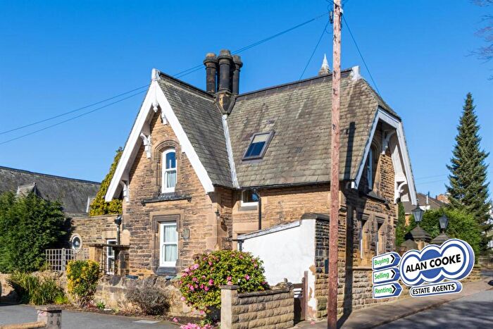 3 Bedroom Detached House For Sale In Whinbrook Lodge, King Lane, Moortown/Chap A, Leeds, LS17