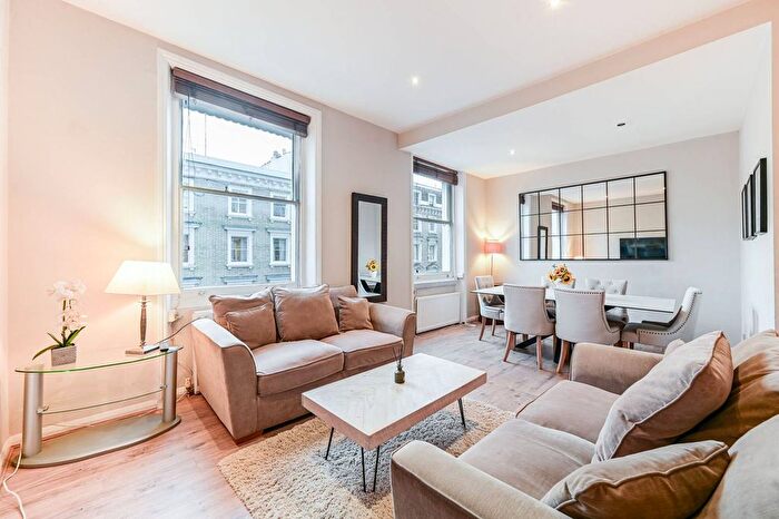 2 Bedroom Flat To Rent In Harcourt Terrace, Chelsea, London, SW10