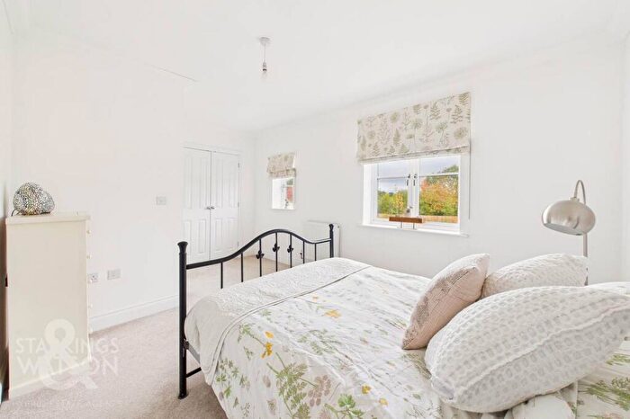 3 Bedroom Town House For Sale In Alec East Road, Blofield, Norwich, NR13