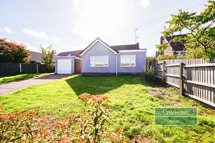 3 Bedroom Bungalow For Sale In Bretton Road, Ravenshead, Nottingham, NG15