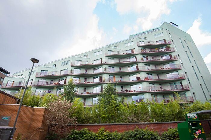 2 Bedroom Flat To Rent In Steedman Street, London, SE17