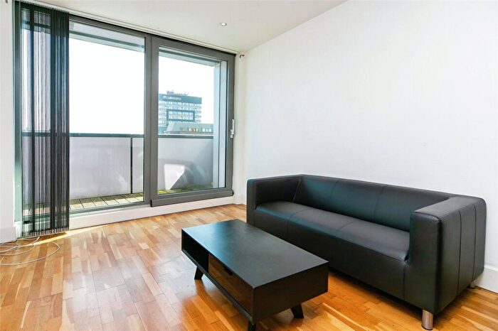 1 Bedroom Apartment To Rent In Rumford Place, L3