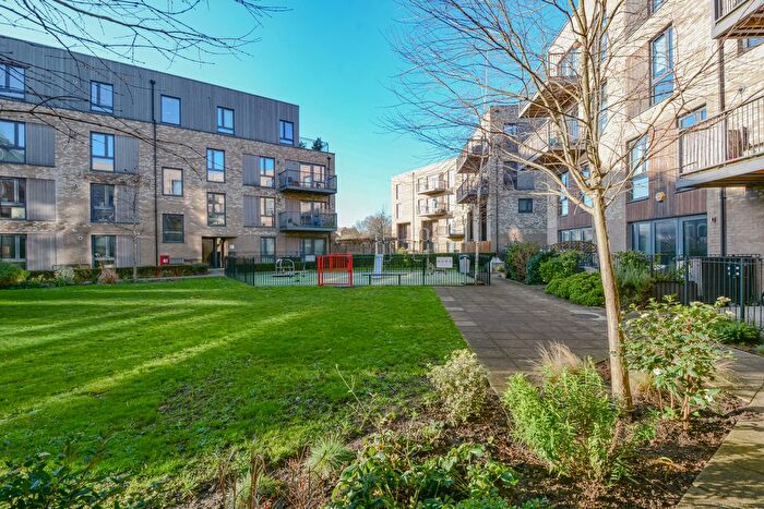2 Bedroom Flat For Sale In Fisher Close, London, SE16