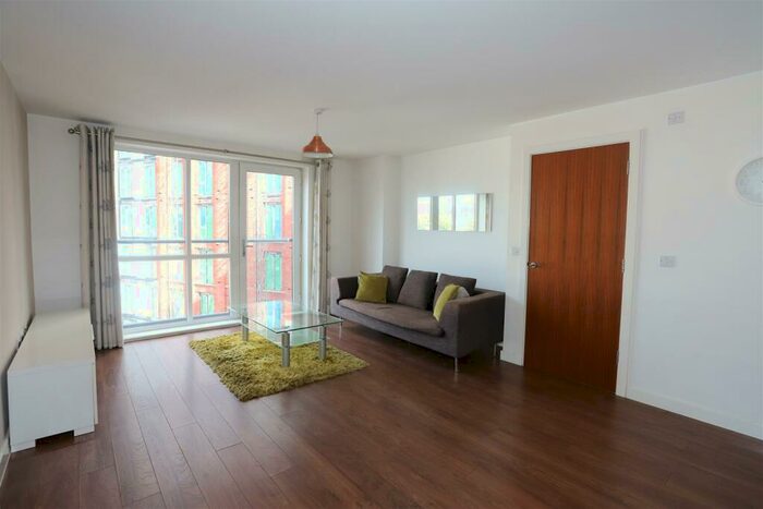 2 Bedroom Apartment To Rent In The Riley Building, Derwent St., M5
