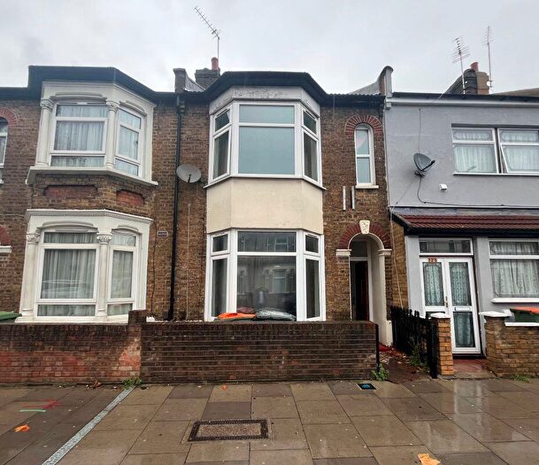 3 Bedroom Terraced House For Sale In Plashet Grove, East Ham, London, E6
