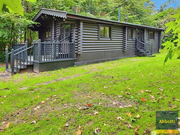 2 Bedroom Chalet To Rent In Longacre, Santon Downham, IP27