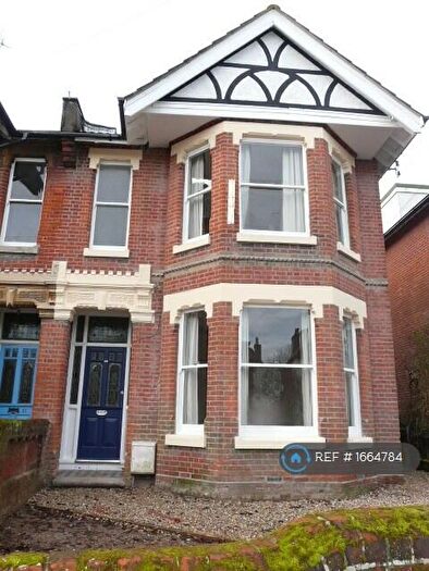7 Bedroom Semi Detached House To Rent In Shaftesbury Avenue, Southampton, SO17