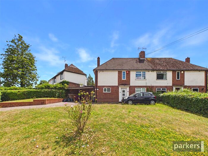 3 Bedroom Semi-Detached House For Sale In Evesham Road, Emmer Green, Reading, Berkshire, RG4