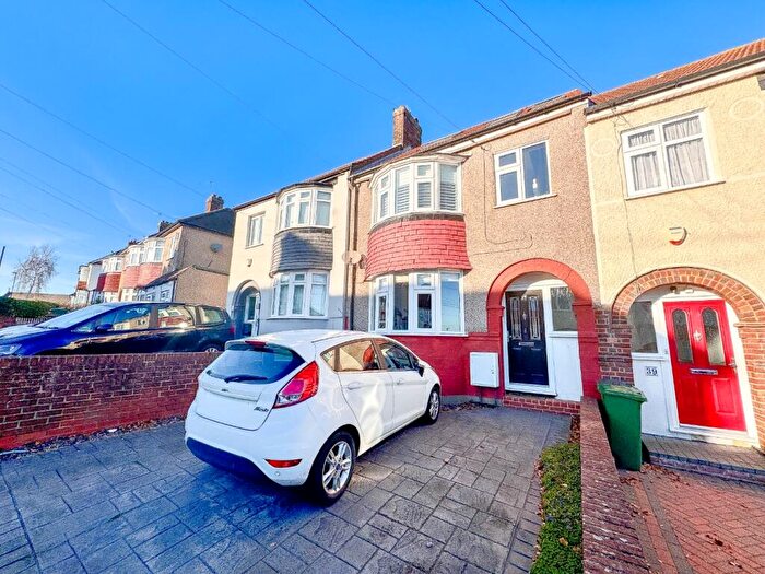 3 Bedroom Terraced House To Rent In Thornhill Avenue, Plumstead, London, SE18