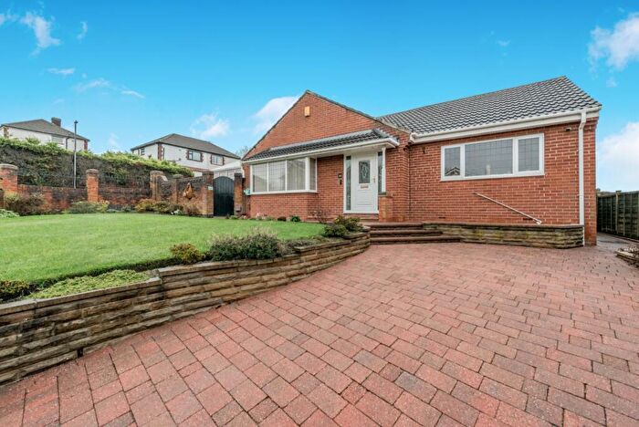 3 Bedroom Bungalow For Sale In Cliffe Lane, Gomersal, Cleckheaton, BD19