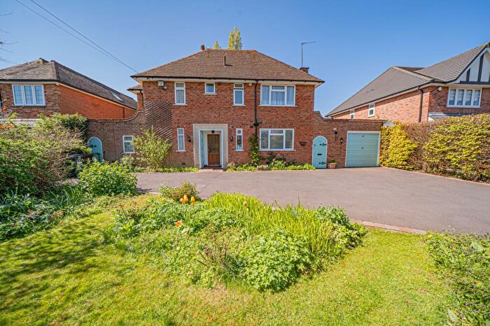4 Bedroom Detached House For Sale In Tilehouse Green Lane, Knowle, B93