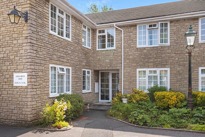 2 Bedroom Flat For Sale In Pound Lane, Dorchester, DT1