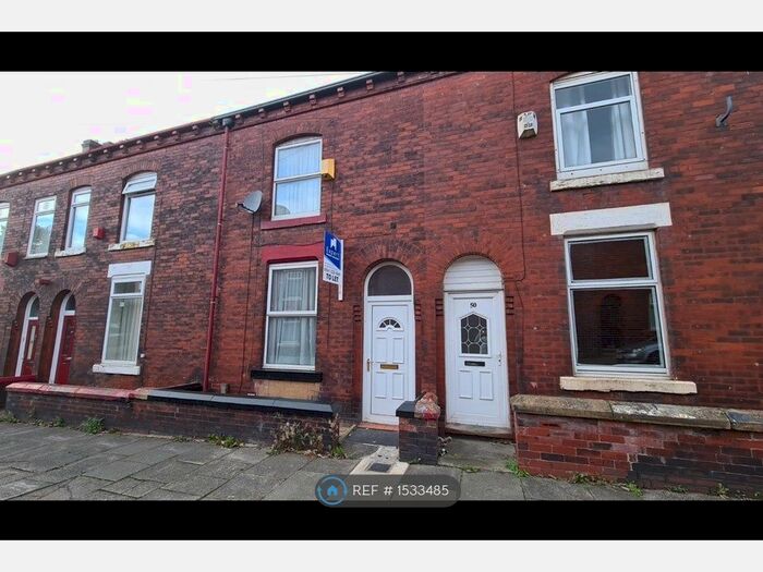 2 Bedroom Terraced House To Rent In Albert Street, Chadderton, Oldham, OL9