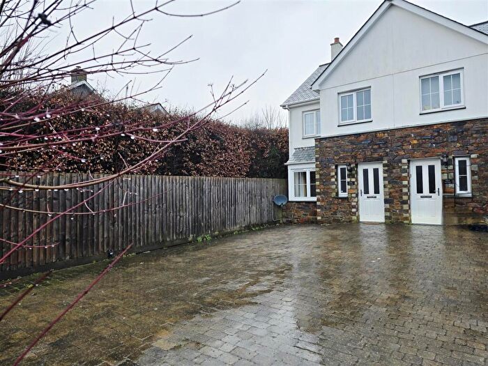 4 Bedroom House For Sale In Liftondown, Lifton, PL16
