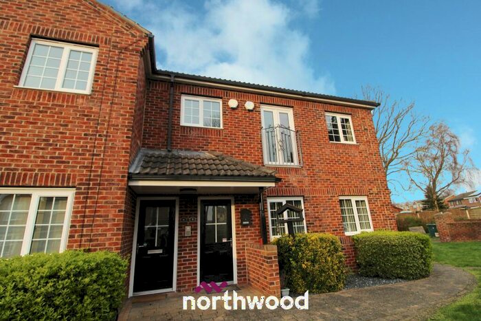 2 Bedroom Flat To Rent In Carr Lane, Bessacarr, Doncaster, DN4