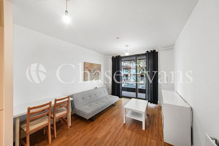 1 Bedroom Flat To Rent In Agnes George Walk, Royal Docks, London, E16