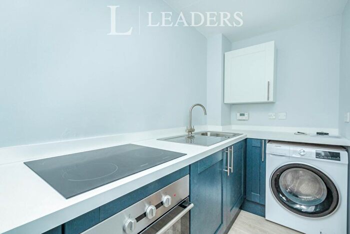 1 Bedroom Flat To Rent In Townsend Cottages, Townsend Lane, Woking, GU22
