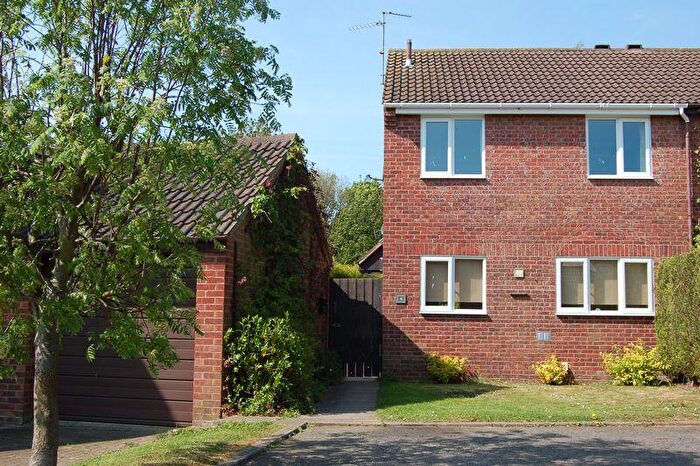 3 Bedroom Semi-Detached House To Rent In Sellers Grange, Orton Goldhay, Peterborough, PE2