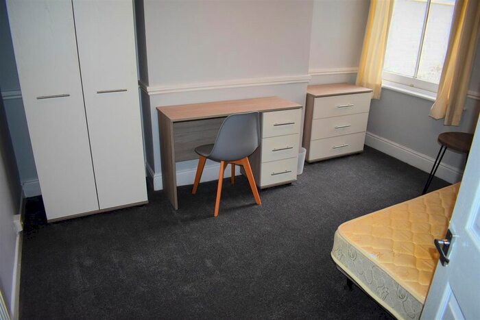 4 Bedroom Terraced House To Rent In Manners Road, Southsea, Portsmouth, PO4