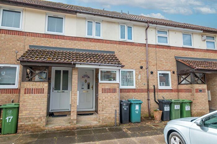 2 Bedroom Terraced House For Sale In Walsingham Close, Wymering, PO6