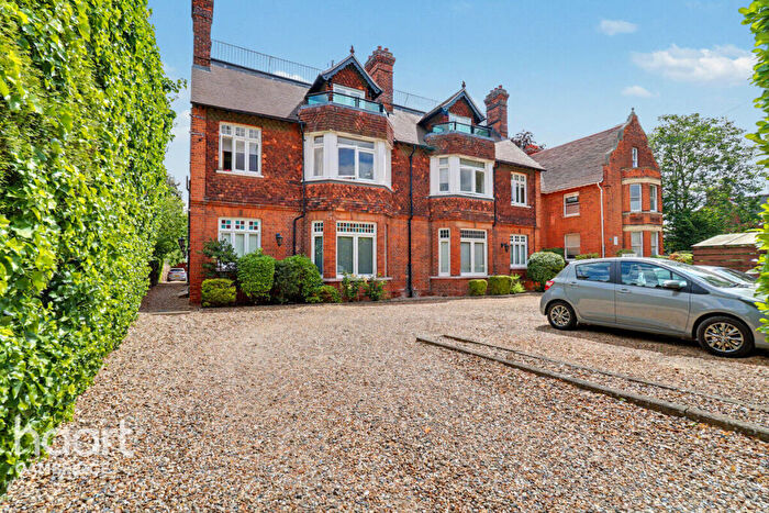 1 Bedroom Flat To Rent In Hills Road, Cambridge, CB2