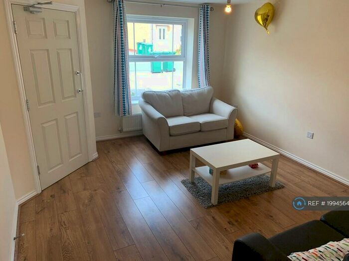 3 Bedroom Detached House To Rent In Apple Way, Coventry, CV4