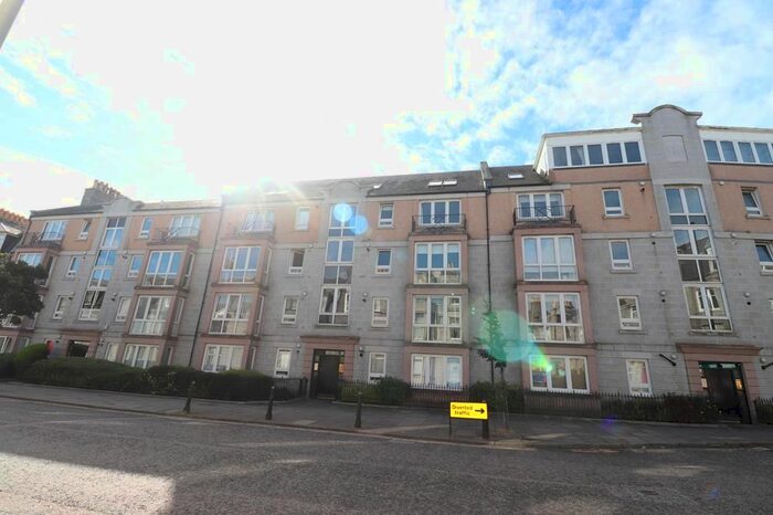 2 Bedroom Flat To Rent In Regency Court, Union Grove, AB10