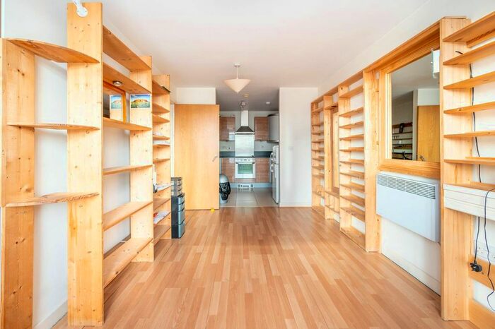 1 Bedroom Flat To Rent In The Lock Building, Stratford, London, E15