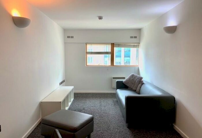 3 Bedroom Flat To Rent In Northern Street Apartments, Northern Street, Leeds, LS1