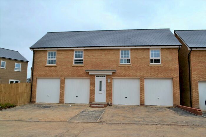 2 Bedroom Apartment To Rent In Wyndham Park, Yeovil, Somerset, BA21