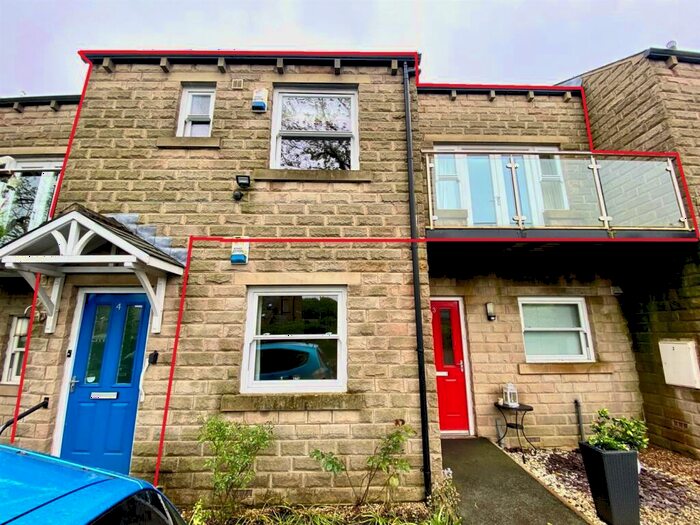 2 Bedroom Flat For Sale In Church Tower View, Huddersfield, HD3