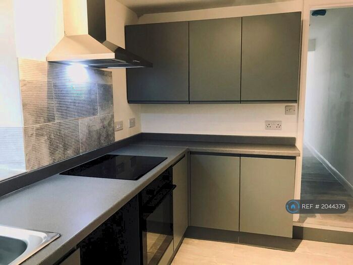 1 Bedroom Maisonette To Rent In Wych Lane, Gosport, PO13