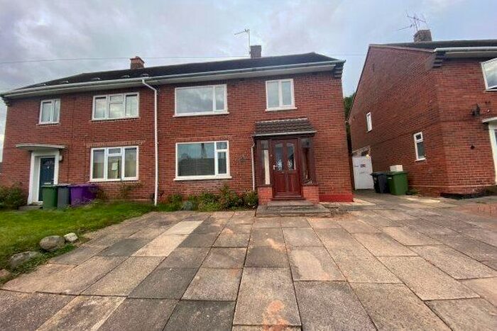 3 Bedroom Property To Rent In Wolverley Avenue, Wolverhampton, WV4