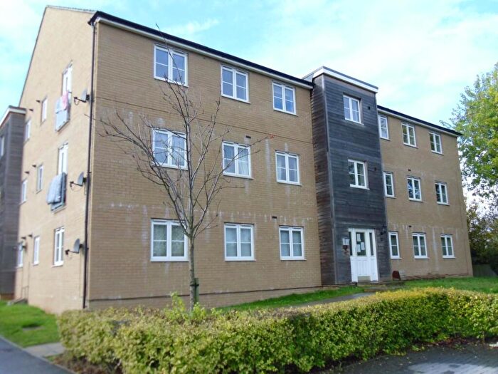 2 Bedroom Flat To Rent In College Way, Filton, Bristol, BS34